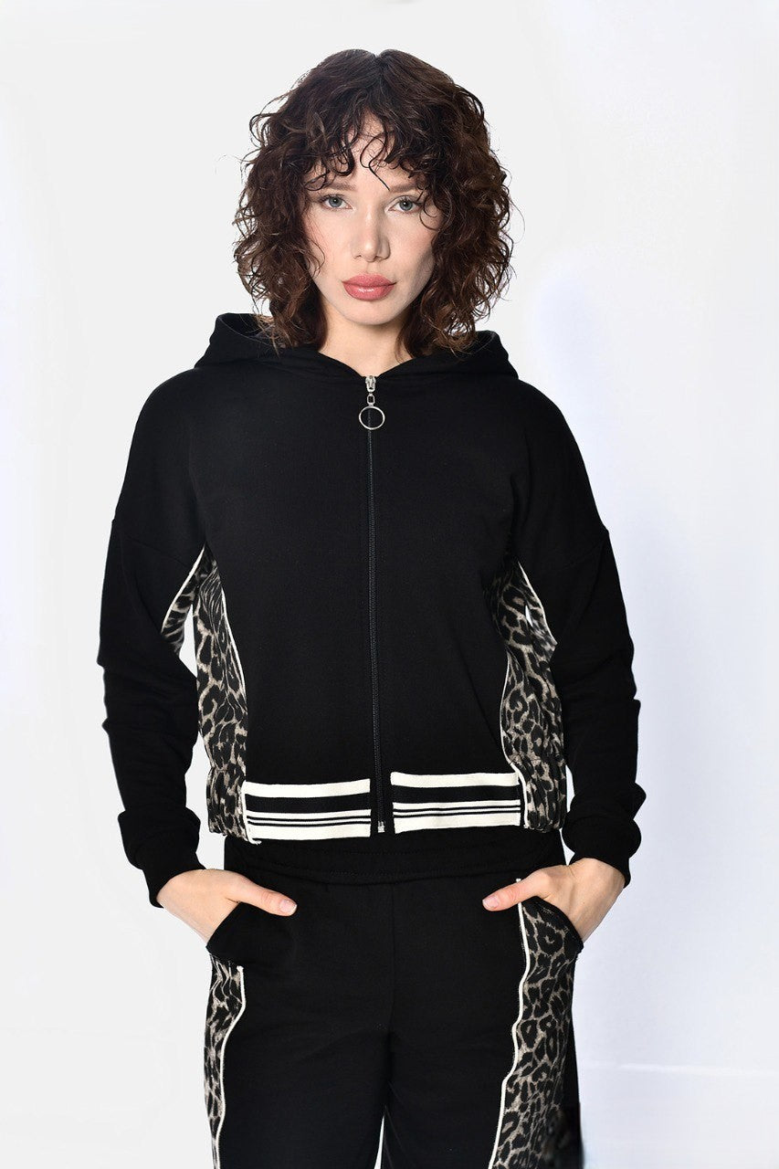 Black Set with Tiger Pattern